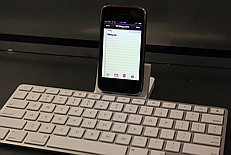 Run iPad keyboard dock on iPhone keyboard with iPhone OS4.0